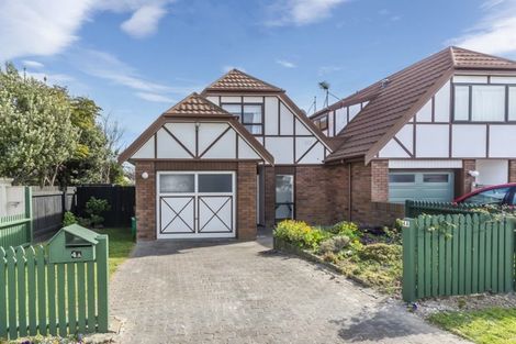 Photo of property in Main Road, Titahi Bay, Porirua, 5022