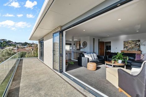 Photo of property in 9 Norwich Avenue, Spotswood, New Plymouth, 4310