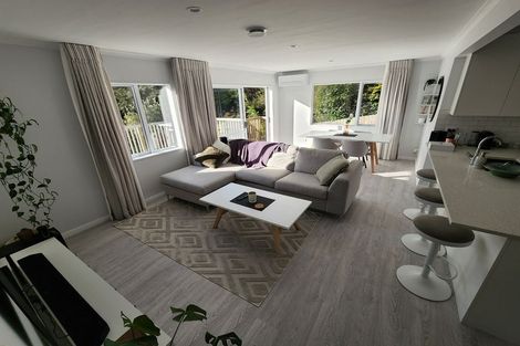 Photo of property in 19a Viridian Lane, Greenhithe, Auckland, 0632