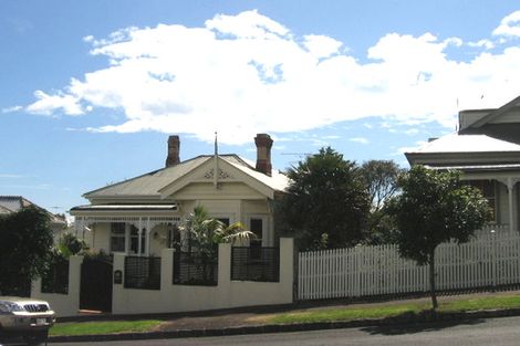 Photo of property in 73 St Marys Road, Saint Marys Bay, Auckland, 1011