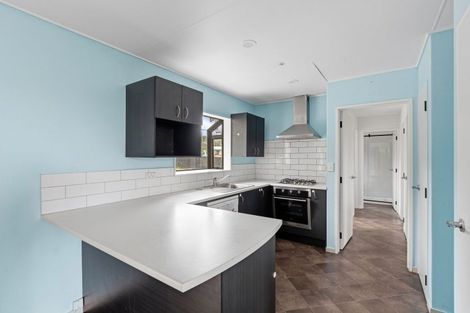 Photo of property in 52b Seddon Street, Waikanae, 5036