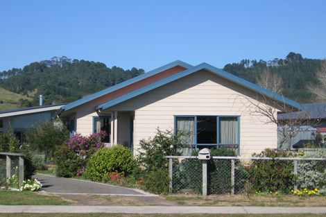 Photo of property in 30 Charles Green Drive, Cooks Beach, Whitianga, 3591