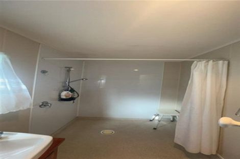 Photo of property in 1 Balmoral Street, Levin, 5510