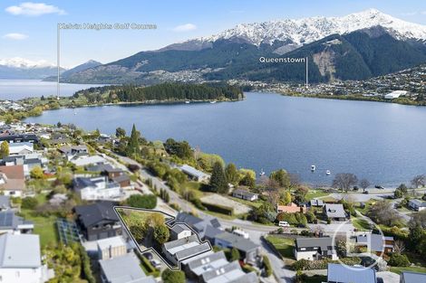 Photo of property in 556d Peninsula Road, Kelvin Heights, Queenstown, 9300