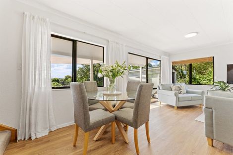 Photo of property in 52b Tiri Road, Manly, Whangaparaoa, 0930