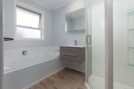 Photo of property in 293 Shakespeare Street, Leamington, Cambridge, 3432