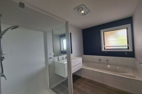 Photo of property in 30 Whincops Road, Halswell, Christchurch, 8025