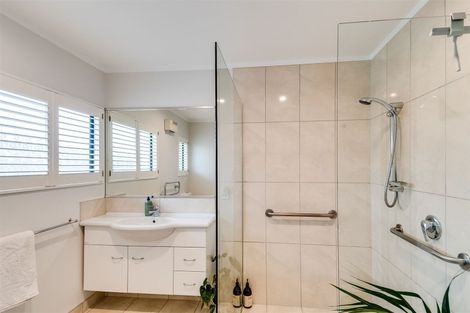 Photo of property in 24 Hetley Crescent, Taradale, Napier, 4112