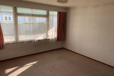 Photo of property in 2/504 Saint Aubyn, Hastings, 4122