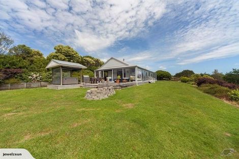 Photo of property in 25 Hull Road, Waitoki, Kaukapakapa, 0871