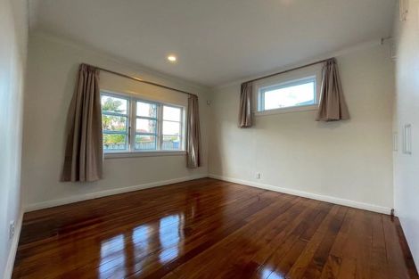 Photo of property in 51 Boundary Road, Blockhouse Bay, Auckland, 0600