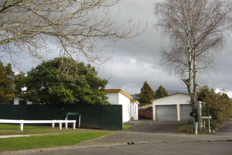 Photo of property in 10 Mihipeka Grove, Turangi, 3334