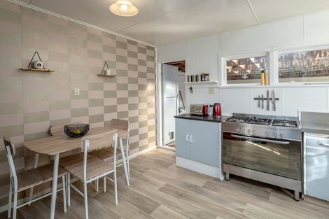 Photo of property in 44 Waite Street, Featherston, 5710