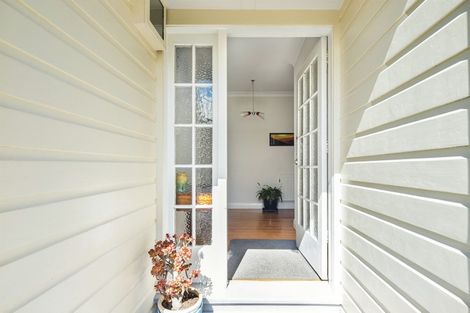 Photo of property in 190 Coutts Street, Rongotai, Wellington, 6022