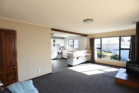 Photo of property in 411 Great North Road, Winton, 9720