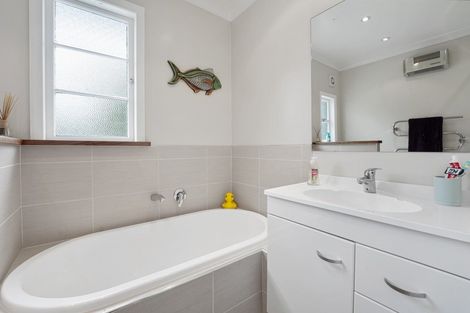 Photo of property in 75 Guy Avenue, Takaro, Palmerston North, 4410