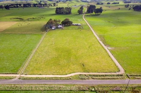 Photo of property in 141 Valley Road, Woodville, 4998