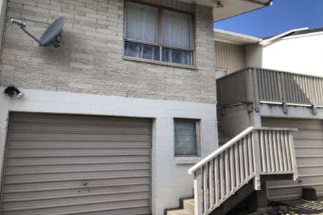 Photo of property in 2/111 Cook Street, Cockle Bay, Auckland, 2014