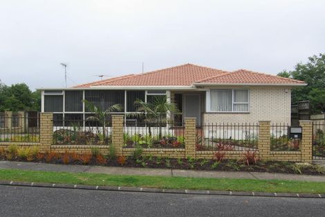 Photo of property in 26 Harford Place, Pakuranga Heights, Auckland, 2010