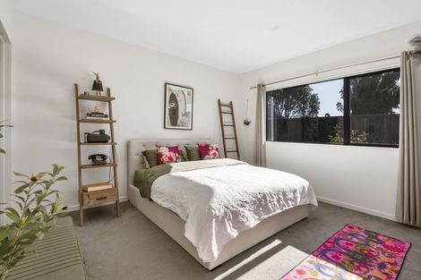 Photo of property in 14 Leebank Crescent, Riverhead, 0820