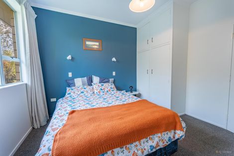 Photo of property in 60 Timaru Road, Waimate, 7924