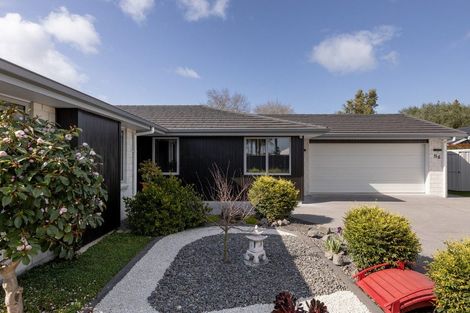 Photo of property in 8g Gane Place, Omokoroa, 3114