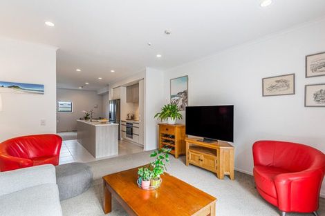Photo of property in 17 Kanuka Road, Hobsonville, Auckland, 0616