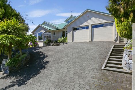 Photo of property in 70 Shepherd Road, Waipahihi, Taupo, 3330