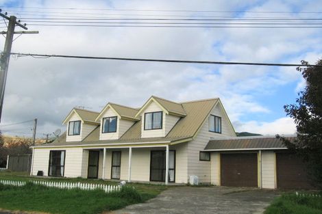 Photo of property in 1 Parakai Street, Paraparaumu, 5032