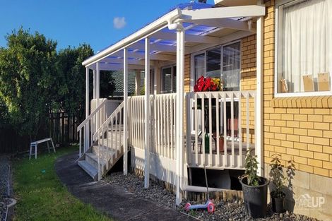 Photo of property in 107 Marina View Drive, West Harbour, Auckland, 0618
