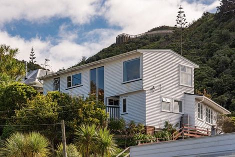 Photo of property in 14 Ribble Street, Island Bay, Wellington, 6023