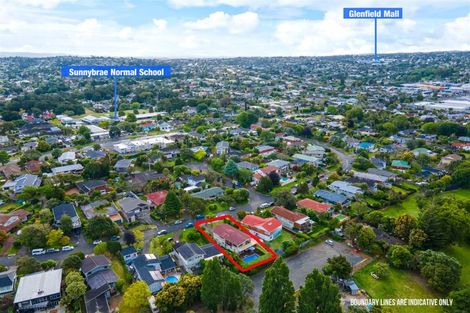 Photo of property in 38 Marywil Crescent, Hillcrest, Auckland, 0627