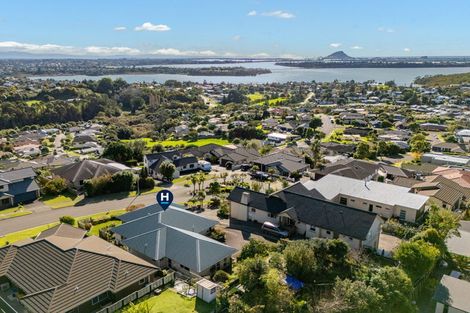Photo of property in 16 Aurora Avenue, Welcome Bay, Tauranga, 3112