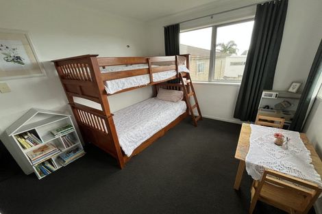 Photo of property in 11 Vera Court, Silverdale, 0932