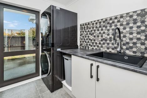 Photo of property in 6b Heritage Close, Rolleston, 7614