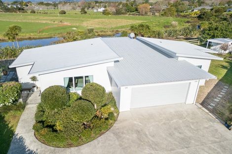 Photo of property in 16 Riverglen Road, Waipu, 0510