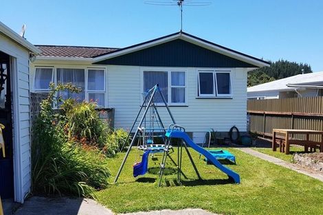 Photo of property in 57 Momona Street, Wainuiomata, Lower Hutt, 5014