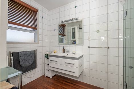 Photo of property in 38 Lyndhurst Street, Westport, 7825