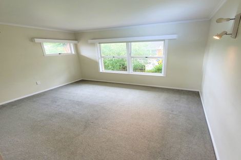 Photo of property in 1 Marsh Avenue, Forrest Hill, Auckland, 0620