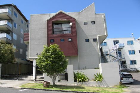 Photo of property in 4/46 Aitken Terrace, Kingsland, Auckland, 1021