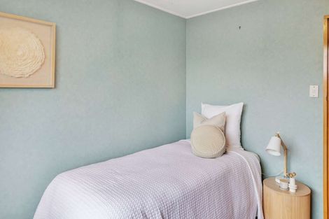 Photo of property in 10 Merlin Place, Gore, 9710