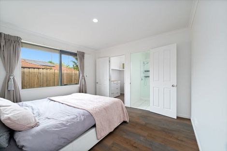 Photo of property in 6/72 Swanson Road, Henderson, Auckland, 0610