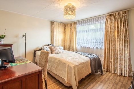 Photo of property in 49 Walton Road, Paraparaumu Beach, Paraparaumu, 5032