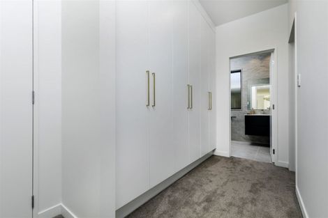 Photo of property in 14 Sauterne Road, Kumeu, 0810