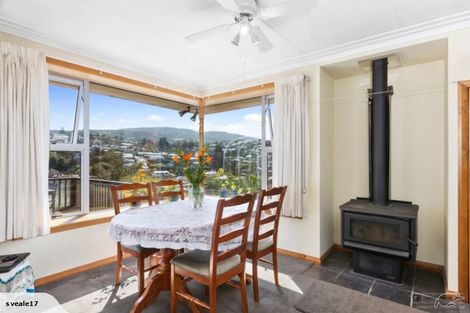 Photo of property in 85 Kaikorai Valley Road, Glenross, Dunedin, 9011