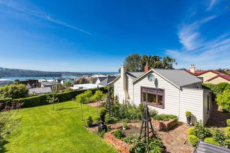 Photo of property in 70 Russell Street, Dunedin Central, Dunedin, 9016