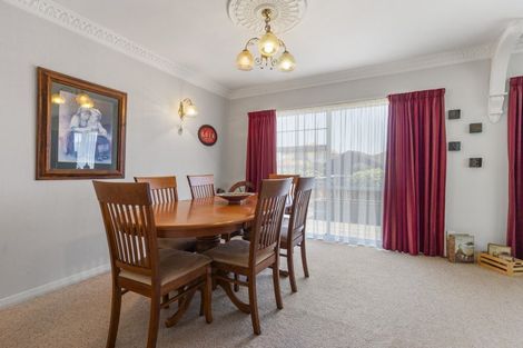 Photo of property in 2 Webb Avenue, Levin, 5510