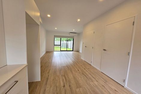 Photo of property in 5 Eileen Newey Place, Henderson, Auckland, 0612