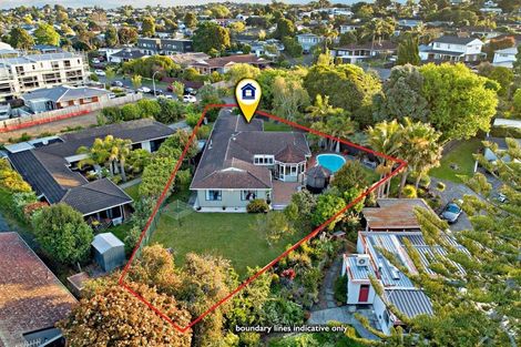 Photo of property in 11 Wilbur Place, Pakuranga Heights, Auckland, 2010