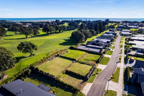 Photo of property in 15 Kotare Drive, Waiwhakaiho, New Plymouth, 4312
